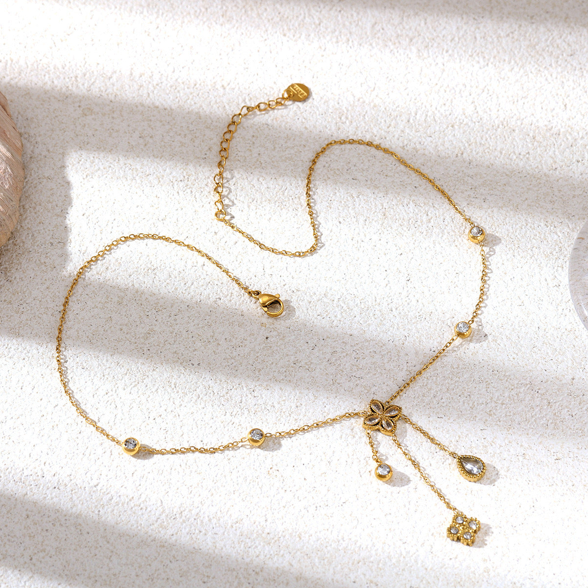 Collier Étoile de Lys