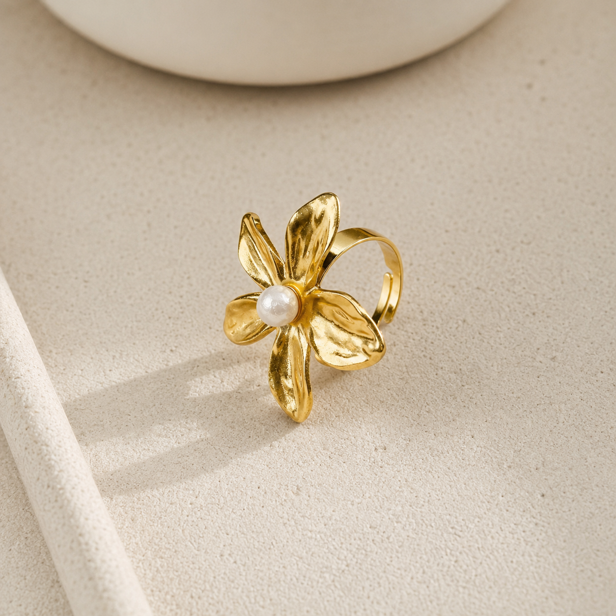 Bague Fleur Perle Dorée